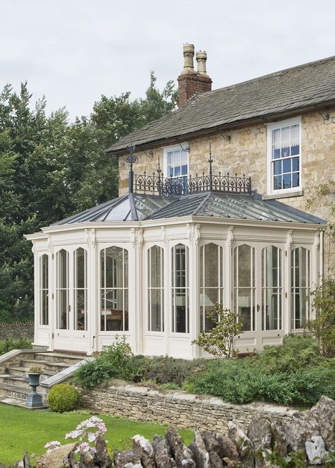 Traditional Victorian conservatory is a beautiful addition to this stone Rectory in Lincolnshire Victorian Porch Ideas, Victorian Backyard, Orangery Conservatory, Sustainable Living Room, Victorian Conservatory, Conservatory Design, Victorian Interiors, Quaint Cottage, Boho Living Room Decor