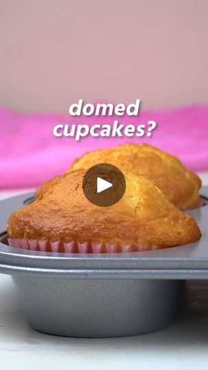 974K views · 1.5K reactions | Flawless flat cupcakes are one hack away! 🧁 | So Yummy | So Yummy · Original audio Flat Top Cupcakes, Flat Cupcakes, Candy Tray, Wilton Cake Decorating, Wilton Cakes, So Yummy, Kitchen Tips, Baking Tips, Kitchen Hacks