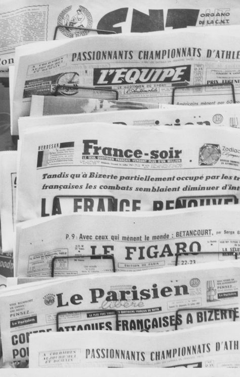 Newspaper Aesthetic, French Newspaper, Paris Girl, Shoot Inspiration, Photoshoot Inspiration, Book Aesthetic, Mood Boards, Newspaper, New Art