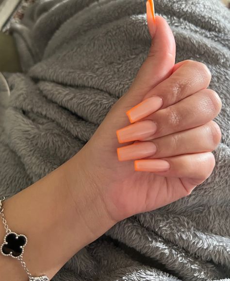 Nails Summer Orange, Nails In Orange, Orange French Nails, Acrylic Nails Coffin Ombre, Sommer Nails, Orange French Tip, Acrylic Dip Nails, Orange Acrylic Nails, Spring Acrylic Nails