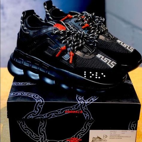 Chain Reaction Versace, Sneakerhead Room, Versace Chain, Cyberpunk Clothes, Versace Shoes, Favorite Shoes, Chain Reaction, Designer Sneakers, Sneaker Head