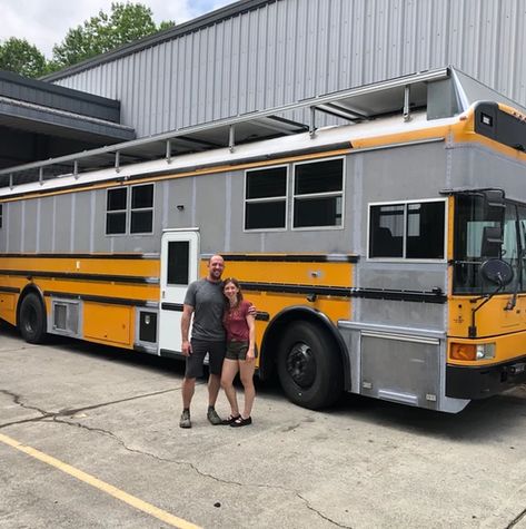 School Bus Rv Conversion, Bus Homes, Book Bus, Skoolie Ideas, Dog Van, Bus Motorhome, School Bus Tiny House, School Bus Camper, School Bus House