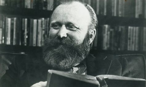 Writing Advice from Frank Herbert: Concentrate on story Frank Herbert, Science Fiction Novels, Ray Bradbury, Best Novels, Fiction Writer, Writing Contests, Writing Advice, Amazing Photos, Self Publishing