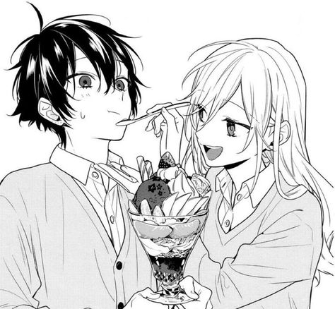 Horimiya Black And White, Manga Couples, Aesthetic Indie, Anime Ships, Black And White Pictures, Cute Anime Pics, Pics Art, A Cartoon, Me Me Me Anime