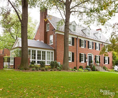 Regional availability also influenced the design and construction of Colonial homes. As the style extended from the East Coast to the Southern states, brick began to make an appearance in these restrained home designs. Brick Colonial House, Brick House Exterior, Colonial House Exteriors, Brick Siding, House Shutters, Modern Colonial, Colonial Exterior, Colonial Style Homes, Suburban House