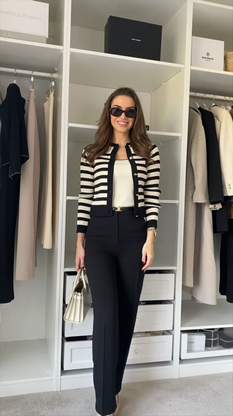 Female Office Outfits, Outfit For Petite Women, Outfit Trabajo, Outfits For Petite, Female Office, Old Money Fashion, Professional Outfit, Business Wardrobe, Old Money Outfit