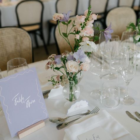 Lilac, pink & yellow tones for G&R’s tables @kinhousewiltshire earlier this year 🤍 We alternated between small bowl arrangements and bud vases to create height and movement down the table centres. Some bowls featured a single flower en masse such as nasturtiums or Californian poppies whereas others were a joyful mix of all that July has to offer. The same with the frilly glass bud vases interspersed along the tables! Finished beautifully with candles from @candle_flair ✨ Thank you @theshan... Californian Poppies, Bowl Arrangements, Glass Bud Vases, Lilac Pink, Table Centers, Yellow Tones, Small Bowl, Single Flower, Bud Vases