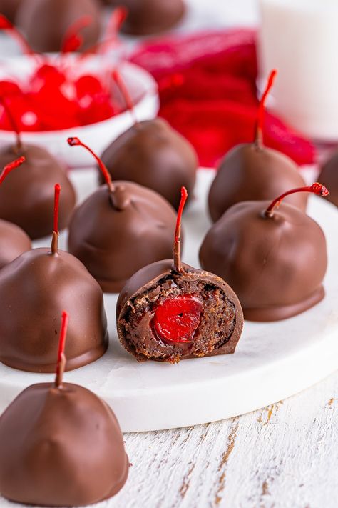 Cherry Chocolate Recipes, Brownie Truffles Recipe, Basic Brownie Recipe, Cherry Brownies, Brownie Truffles, Chocolate Truffle Cake, Cookie Dough Truffles, Truffles Recipe, Dairy Free Cream