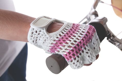 I covet. Fishnet Gloves, Gloves Pattern, Custom Bike, Cycling Gloves, Cycling Gear, Bike Style, Wrist Warmers, Bicycle Accessories, Bike Accessories