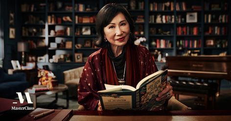 In her MasterClass, Amy Tan— the award-winning author of The Joy Luck Club—teaches you how to write fiction using emotional memory to maximize creativity and authenticity in your story. Beloved Toni Morrison, The Joy Luck Club, Must Read Novels, Amy Tan, Japanese Pop Art, Podcast Studio, Aspiring Author, Dan Brown, Video Studio