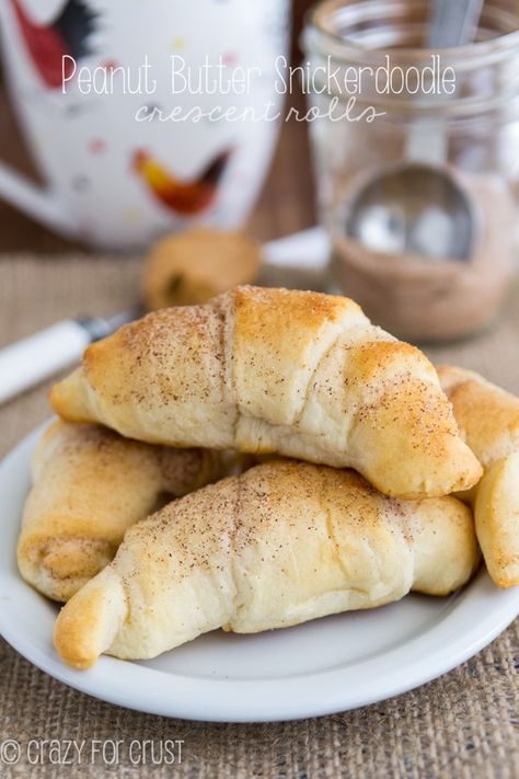 Cinnamon Crescent Rolls, Nutella Recipes Easy, Crazy For Crust, Crescent Roll Recipes, Crescent Roll, Köstliche Desserts, Snickerdoodles, Crescent Rolls, Breakfast Dessert