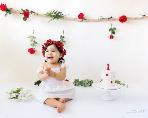 1st Birthday floral cake smash Valentines Portraits, Floral Cake Smash, Baby Birthday Decorations, Fotos Ideas, Red Cake, Smash The Cake, Cherry Cake, Cake Smash Photos, 1st Birthdays