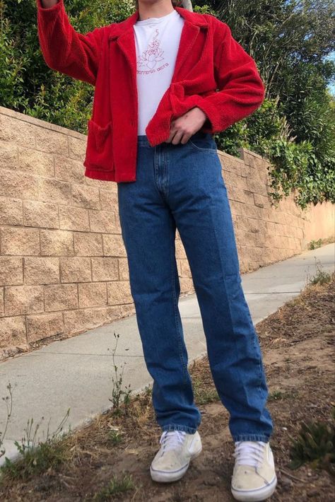 Red And Blue Outfit Men, Red Converse Outfit Men, Red Jacket Outfit, Blue Outfit Men, Red Black Outfit, Hufflepuff Outfit, Aesthetic Guy Outfits, Create A Wardrobe, Art Ho