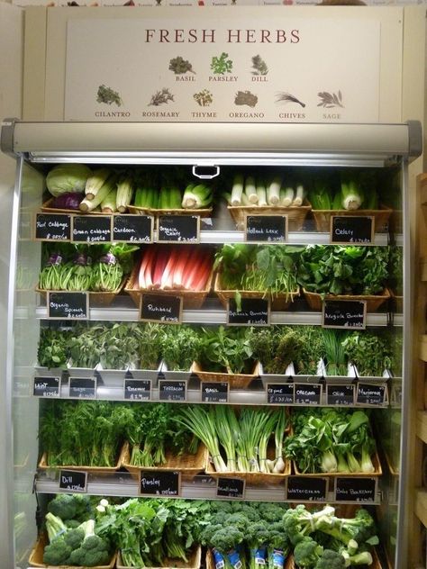 Supermarket Design Interior, Fruit And Veg Shop, Vegetable Shop, Grocery Store Design, Organic Market, Fruit And Vegetable Storage, Supermarket Design, Farm Business, Farm Store