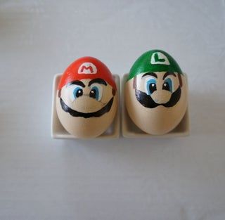 Awesome Super Mario Bros. Easter Eggs!! : 8 Steps (with Pictures) - Instructables Super Mario Diy, Easter Egg Competition Ideas, Mario Diy, Cool Easter Eggs, Funny Easter Eggs, Gourd Ornaments, Easter Crafts Ideas, Easter Egg Decoration, Creative Easter Eggs