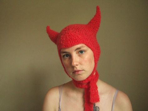 Horned bonnet 😈 a commission & attempted remake/ rework of one from last year! Love it loads & I want one lol 👹 #crochet #slowfashion | Instagram Crochet Devil Bonnet, Crochet Horn Headband, Crochet Horn Hat, Goth Crochet Hat, Crochet Hat With Horns, Horns Crochet, Crochet Horns, Horn Crochet, Devil Bonnet