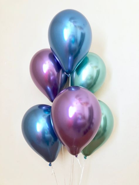 "Welcome to Sweet Escapes By Debbie This listing is for 2 chrome blue, 2 chrome purple, 2 chrome green 11\" latex balloons. ~ Balloons ship flat & deflated ~ The balloons arrive in a flat package they need to be inflated. For helium you can take them to your local party store or supermarket and they can fill for a nominal fee (they will include a ribbon). If it is air filled it will NOT float. ~Balloons should not be overfilled as they may pop." Purple Baby Shower Theme, Mermaid Baby Shower Decorations, Party Decorations Purple, Birthdays Decorations, Kids Birthday Cupcakes, Purple Party Decorations, Birthday Under The Sea, Chrome Purple, Iridescent Party