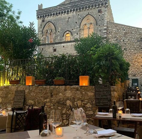 Messina Sicily, Best Pasta Dishes, Wine Recommendations, Taormina Sicily, Secret Location, Michelin Star Restaurant, Tourist Trap, Romantic Evening, Wine List