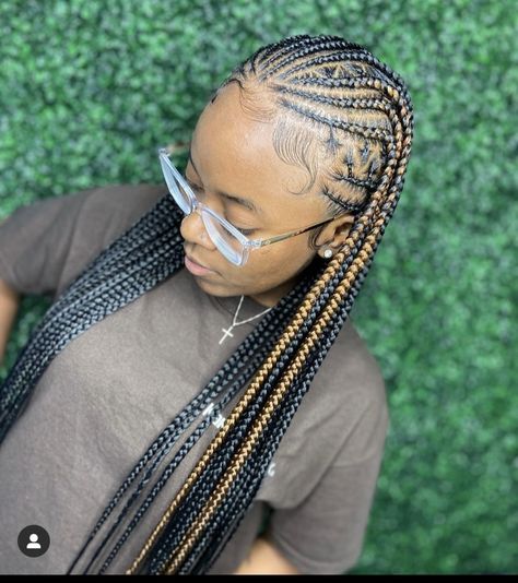 Straight Back With Singles At The Back, Straight Back Braids With Individuals, Fulani Braids With Bundles, Big Fulani Braids With Color, Versitle Fulani Braids, Fulani Braids Cross Over, Braids Straight Back, Fulani Braids With Half Wig, Regular Braids