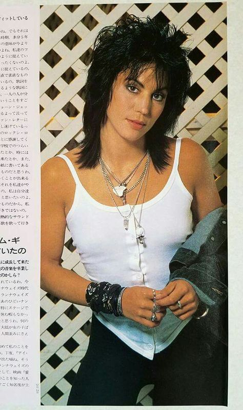 Joan Jett The first woman to walk the black carpet and be inducted in as a ROCK GOD! Joan Jett 80s, Sandy West, Lita Ford, Japanese Magazine, Women Of Rock, Joan Jett, Women In Music, Shag Haircut, 80s Style