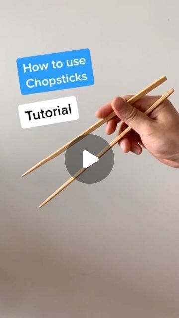 Easy Way To Use Chopsticks, How To Eat With Chopsticks How To Use, Using Chopsticks How To, Chop Sticks How To Use, How To Use Chopsticks Easy, How To Use Chopsticks Tutorials, Chopstick Tutorial, How To Eat With Chopsticks, Holding Chopsticks Reference