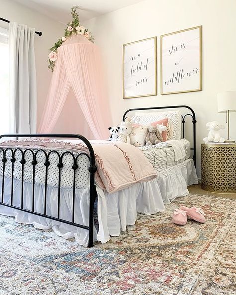 White Iron Beds, Black Iron Beds, White Metal Bed Frame, White Metal Bed, Bed For Girls Room, Black Metal Bed Frame, Black Bed Frame, Black Bed, Big Girl Bedrooms