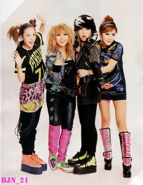 2ne1 Group Photo, Jd Costume, 2ne1 Outfits, 2ne1 Wallpaper, 2012 Outfits, Hairstyles 2010, Cl 2ne1, Yg Entertaiment, 00s Nostalgia