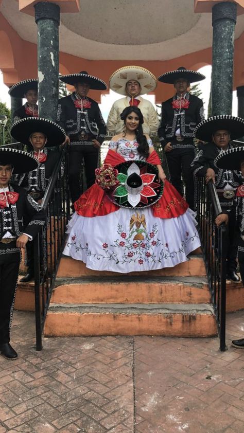 Quince Charro, Charro Quinceanera Theme, Charro Theme, Vestido Charro, Quinceanera Theme, Charro Quinceanera Dresses, Red Quince, Quinceanera Planning, Chicana Style