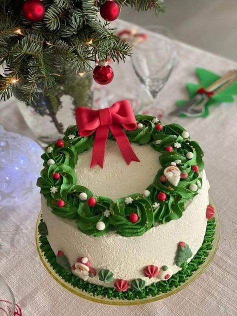 Christmas Lambeth Cake, Tårta Design, Easy Christmas Cake Recipe, Christmas Cakes Easy, Pastel Cake, Christmas Themed Cake, Xmas Desserts, Christmas Cake Designs, Christmas Cake Topper