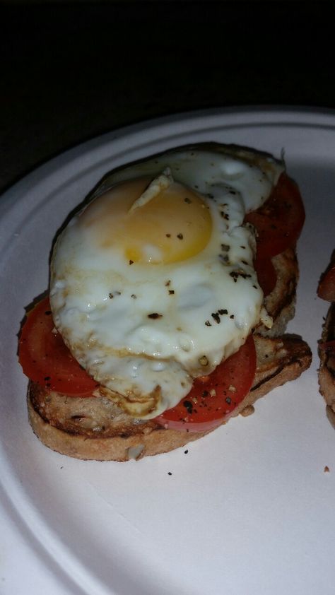 Open Faced Egg and Tomato Breakfast Sandwich On Toasted Sunflower Bread (Double Click For Recipe) Tomato Breakfast Sandwich, Egg And Tomato Breakfast, Sunflower Bread, Egg And Tomato, Tomato Breakfast, Multigrain Bread, Toast Bread, Tomato Season, Cooking Spray