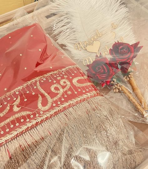 Aesthetic Nikah dupatta and pen ✨ Get your customised Nikah dupatta and pen for your special day and make it memorable ❤️ Dm us for details @art_attack000 #nikahdupatta #nikahpen #nikahthings #nikahnama #nikahgifts #nikahgift #nikahessentials #weddingdress Nikah Dupatta, Nikah Pen, 2024 Aesthetic, Dress Suits For Men, Art And Craft Design, Craft Design, Detail Art, Diy Art Painting, Your Special