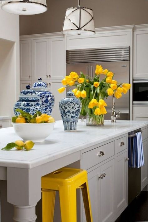 29 Yellow Kitchen Decor Ideas You Can Try Out Blue And Yellow Kitchen, Yellow Kitchen Ideas, Off White Cabinets, Wall Blue, Yellow Kitchen Decor, Kitchen Mood Board, Kitchen Decor Ideas, Yellow Wall, Yellow Kitchen