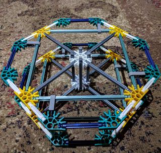 Knextravagant Kreations: Spiffy Christmas Storage Solutions - Light Reel K'nex Storage Ideas, Knex Storage, Knex Ideas, Useful Ideas, Christmas Storage, Of Ideas, Storage Solutions, Christmas