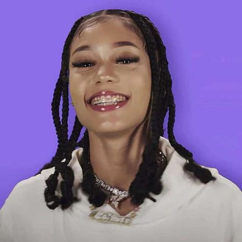 Coi Leray Braids With Heart, Coi Lorey, Pink Coi Leray Braids, Coi Leray Braces, Players Coi Leray, Care Bear Onesie, Coi Leray And Trippie Aesthetic, Girl Grillz, Getting Braces