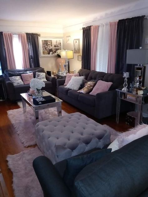 Black Pink Grey Living Room, Black Pink And Gray Living Room, Black Pink Gray Living Room, Black And Pink Furniture Living Room, Living Room Cute Decor, Female Living Room Ideas, Black And Pink House Decor, Pink And Grey Living Room Ideas, Pink And Grey Apartment