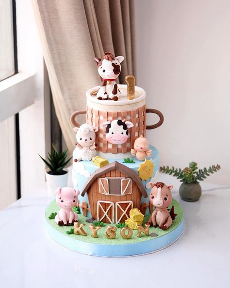 Farm Animal Cakes For Kids, Farm Animal Baby Shower Cake, Farm Cake Ideas, Farm Animals Birthday Cake, Farm Animal Birthday Cake, Farm Theme Cake, Farm Themed Cake, Farm Birthday Cake, Farm Cakes