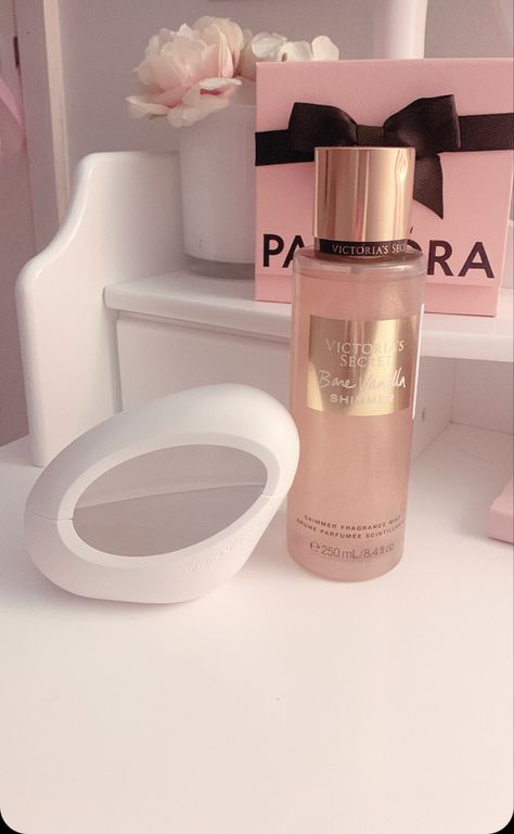 Mod vanilla by ariana grande and bare vanilla shimmer from Victoria sercret Mod Vanilla Aesthetic, Mod Vanilla Ariana Grande, Mod Vanilla, Pink Dragon Fruit, Bare Vanilla, Vanilla Smell, Vanilla Perfume, Pink Perfume, Body Hygiene