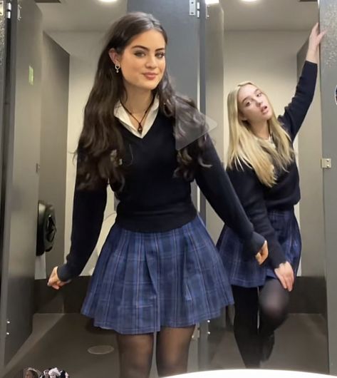 Catholic School Uniforms, British School Uniform, Private School Uniforms, Aesthetic Doctor, High School Uniform, Uniform Outfits, Uniform Ideas, School Uniform Fashion, School Uniform Outfits