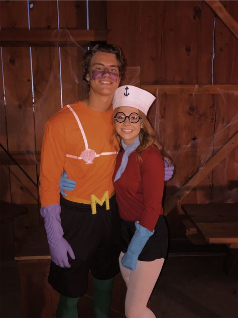 mermaid man and barnacle boy Blonde Girl Brunette Boy Couple Costume, Blonde Guy Brunette Girl Couple Costume, Mermaid Man And Barnacle Boy, Mermaid Man And Barnacle, Barnacle Boy, Halloween Parejas, Couples Halloween Costume, Mermaid Man, Couple Costume