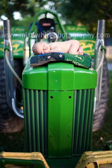 Birth Photography Hospital, Bettendorf Iowa, Newborn Photography Boy, Hospital Birth, Farm Baby, Birth Photography, Foto Baby, Baby Pics, Boy Pictures