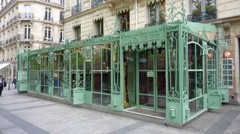 Laduree Macarons, Laduree Paris, Paris Travel Guide, Champs Elysees, Store Front, Paris Travel, 인테리어 디자인, Versailles, Luxury Travel