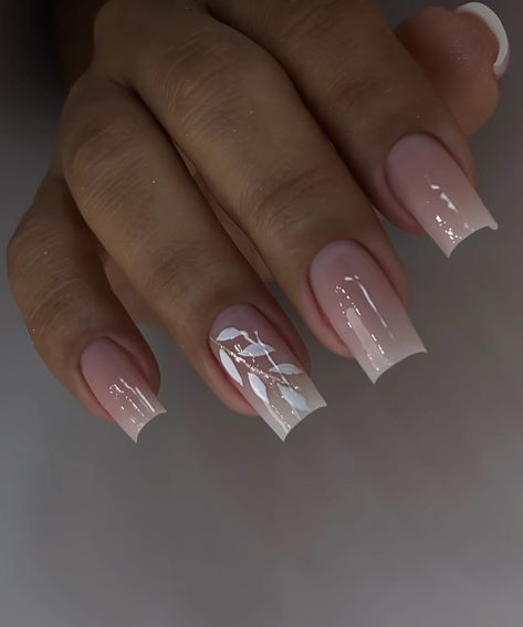 Ongles Gel French, Pointed Nails, French Tip Acrylic Nails, Short Nail Designs, Opi Nails, Fabulous Nails, Classy Nails, Pretty Acrylic Nails, Dope Nails