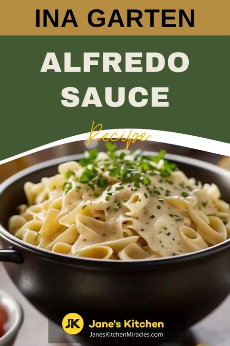 Alfredo sauce over pasta Tomato Basil Salad, Make Alfredo Sauce, Roasted Sprouts, Creamy Pasta Dishes, Alfredo Sauce Recipe, Grilled Asparagus, Quick Weeknight Dinners, Creamy Pasta, Roasted Brussel Sprouts