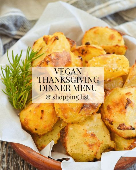 Thanksgiving Vegetarian, Meal Plan Shopping List, Vegan Autumn, Vegan Thanksgiving Dinner, Thanksgiving Meals, Vegan Holiday Recipes, Thanksgiving Dinner Menu, Vegetarian Thanksgiving, Vegan Holiday