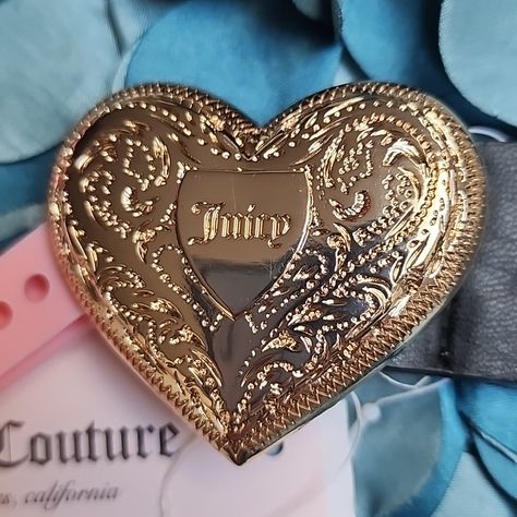 Juicy Couture Belt Black With Gold Heart Buckle Brand New With Tags Size M/L Up To 39 Inches Man Made Materials Accessories 2000s, Juicy Catore, Juicy Jewelry, Juicy Couture Aesthetic, Juicy Couture Heart Bag, Black Juicy Couture Bag, Vintage Juicy Couture Jewelry, Juicy Gold Couture, Juicy Couture Bags 2000s