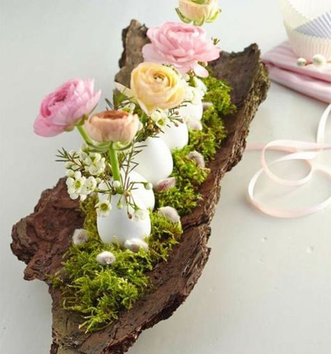 Diy – Velikonoce, Wooden Easter Decorations, Easter Table Decorations, Festive Tables, Deco Floral, Easter Table, Wooden Decor, Nature Decor, Easter Diy