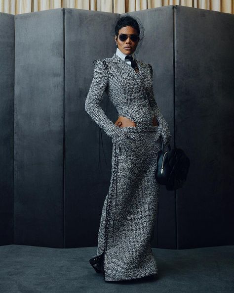 Thom Browne (@thombrowne) no Instagram Thome Browne, A Line Of Beauty, New York View, Journal Article, Pusha T, Genderless Fashion, Teyana Taylor, Stylish Celebrities, Alexander Skarsgard