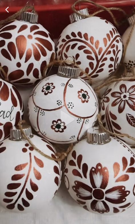 Barro Christmas Tree, Traditional Mexican Christmas Decorations, Talavera Christmas Ornaments, Mexican Inspired Christmas Tree, Mexican Christmas Tree Decoration, Mexican Themed Christmas Tree, Spanish Christmas Decorations, Barro Ornaments, Mexican Ornaments Diy