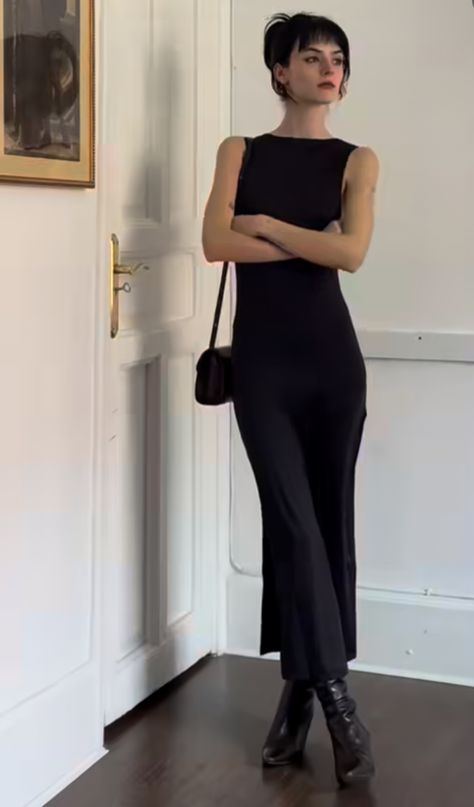 French All Black Outfit, All Black French Outfit, Feminine All Black Outfit, Dark Ballerina Outfit, Black Dress Outfit Accessories, Dramatic Ingenue Essence, Sofisticated Outfit, Black Dress Concert Outfit, Symphony Outfit Orchestra