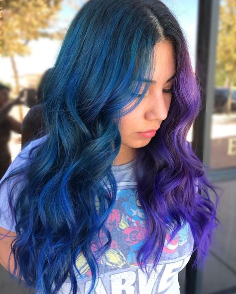 317 Likes, 19 Comments - Palmdale Hair Vivids Balayage (@itsnicholehair) on Instagram: “💙⚡️💜 @joicointensity . . @itsnicholehair #itsnicholehair” Blue Money Piece, Dark Blue Hair Color Ideas, Blue Hair Styles, Blue Hair Underneath, Dark Blue Hair Color, Dark Blue Hair Dye, Blue Mermaid Hair, Blue Hair Color Ideas, Blue Hair Extensions